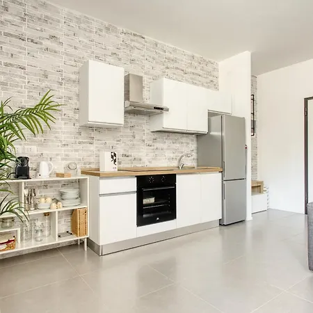 Politecnico - Elegant Urban Flat דירה *