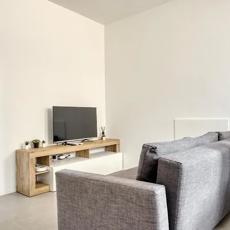 Appartement Bovisa - Elegant Urban Flat Milaan