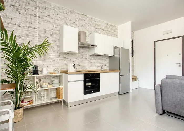 Politecnico - Elegant Urban Flat شقة *